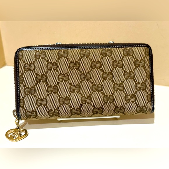Gucci Lovely Heart Mongram GG Long Wallet - Picture 1 of 16